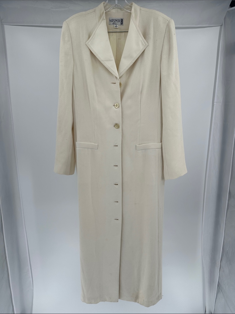 Kasper Cream Long Single-Breasted Trench Coat